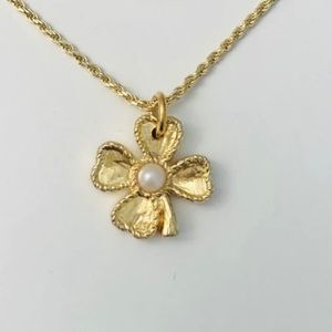 Chanel 18” clover necklace